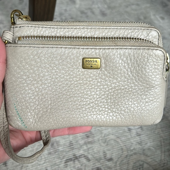 Fossil wristlet - Picture 2 of 4